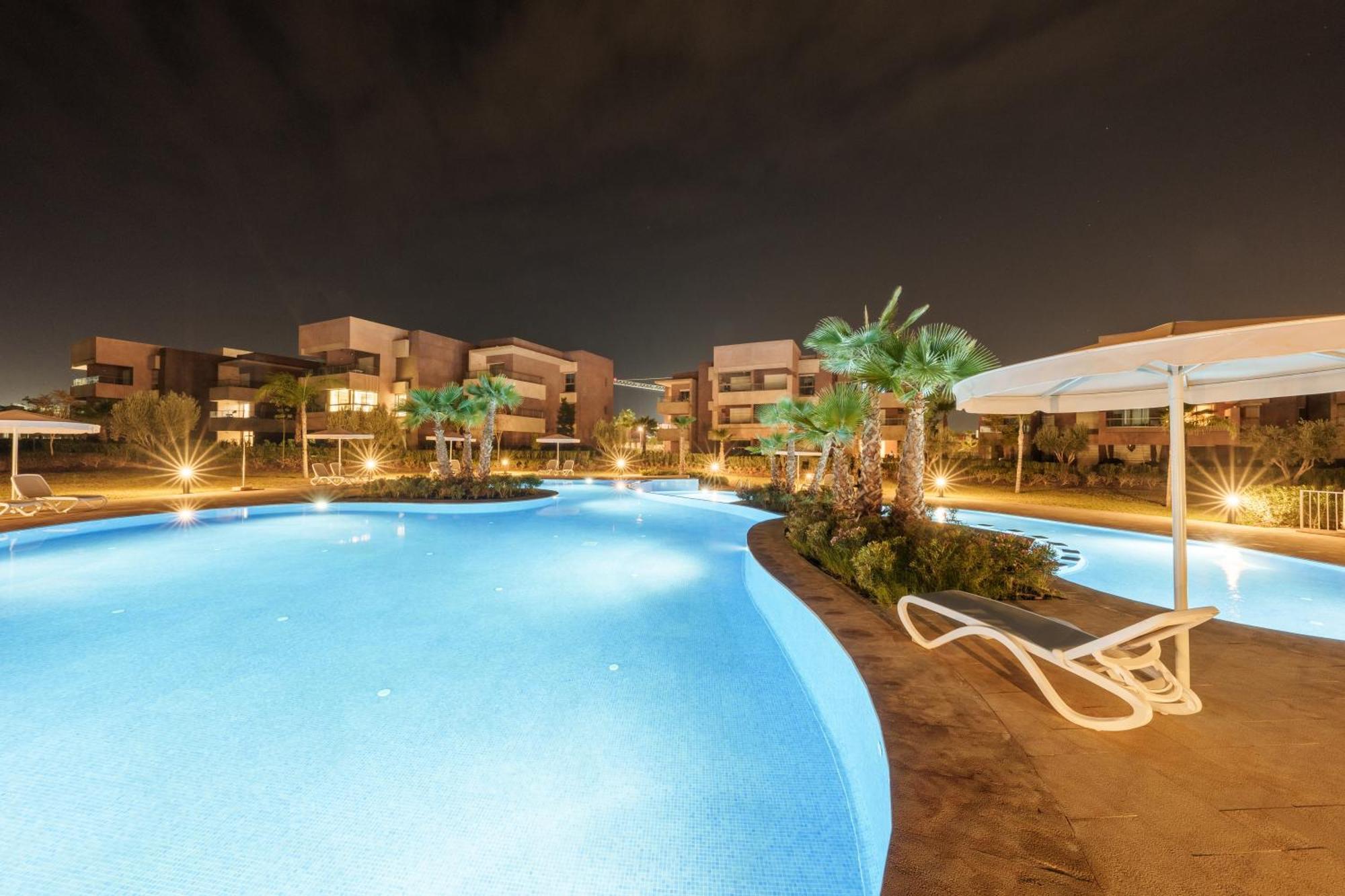 Relax Front Of Golf-atlas Marrakesh