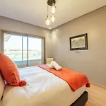 Relax Front Of Golf-Atlas